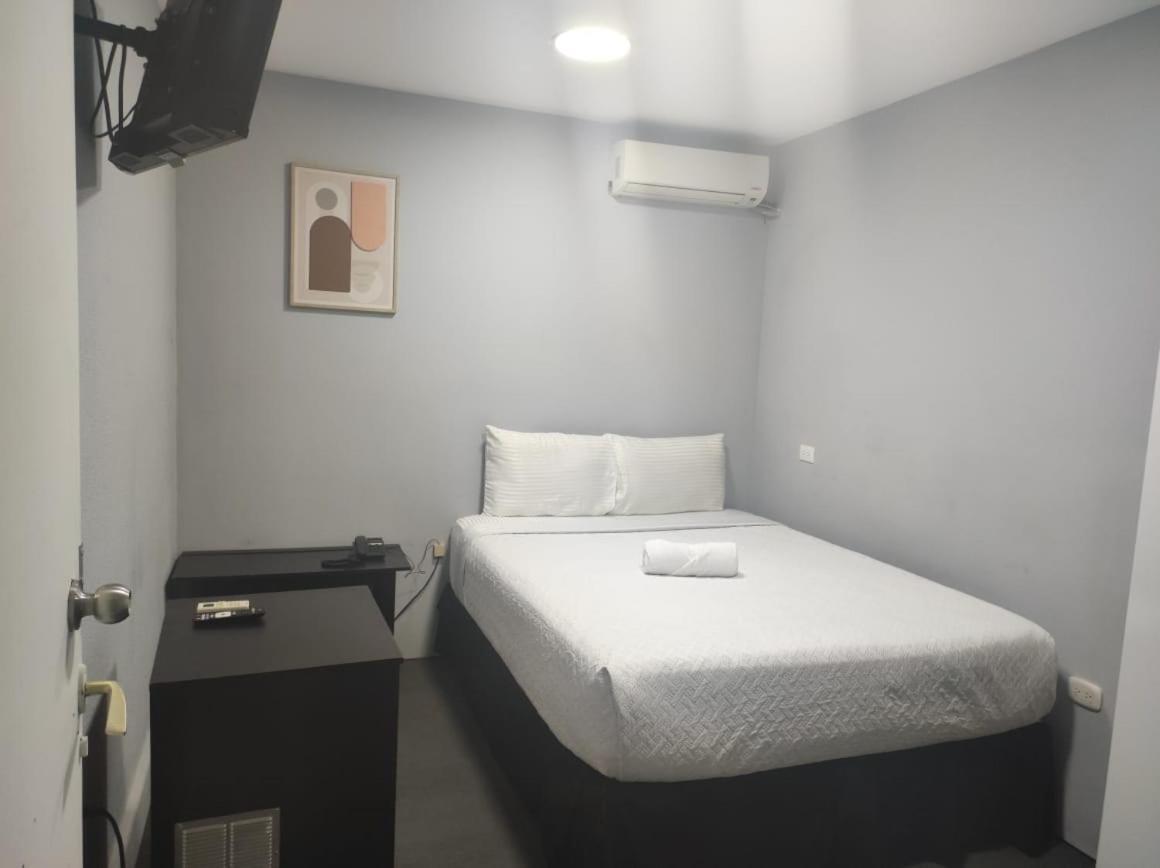 Kartagus Hotel San Salvador Exterior photo